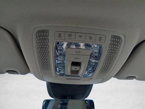 Used 2021 Mercedes-Benz GLS 450 4MATIC image 16