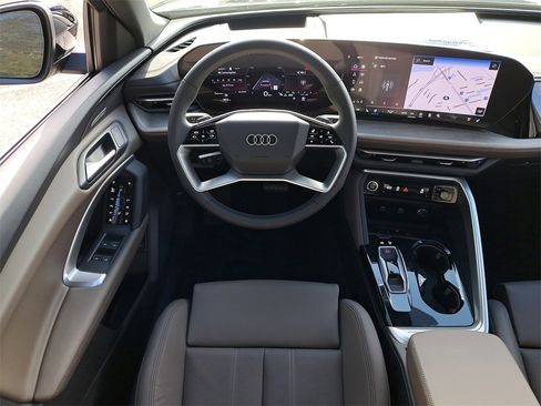 New 2025 Audi Q5 2.0T Premium Plus image 23