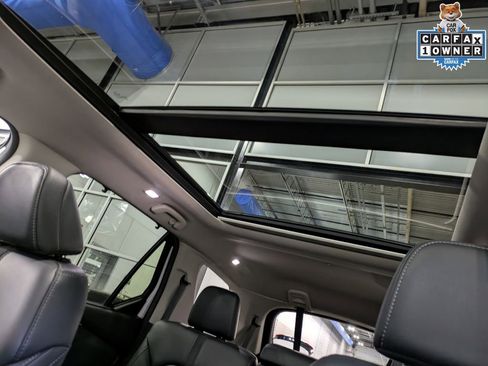 Used 2024 Honda Pilot Touring image 20