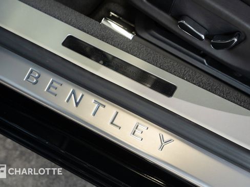 Used 2020 Bentley Continental GT image 13