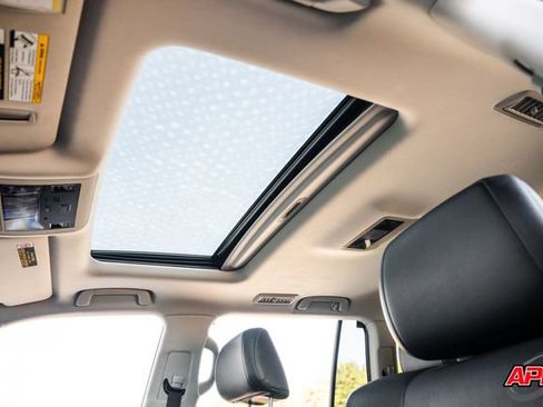 Used 2018 Lexus LX 570 4WD image 27