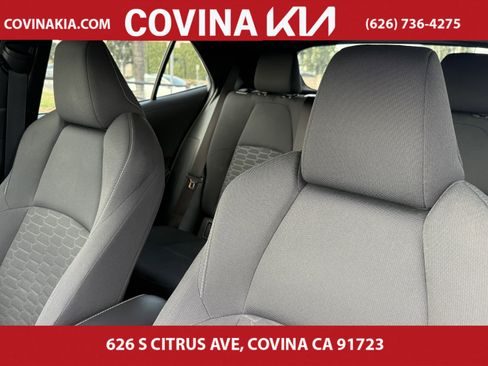 Used 2022 Toyota Corolla SE image 16