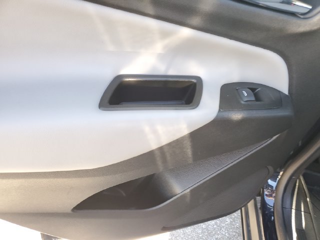 Used 2020 Chevrolet Equinox LS w/ LPO, Floor Liner Package FWD image 15