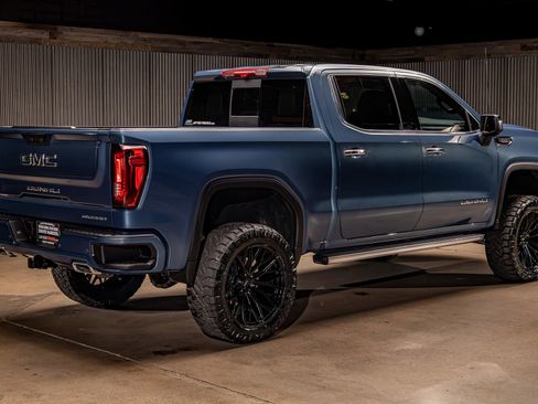 Used 2025 GMC Sierra 1500 Denali w/ Denali Reserve Package image 10