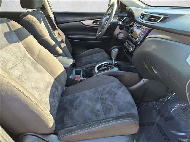 Used 2015 Nissan Rogue SV AWD/4WD image 26