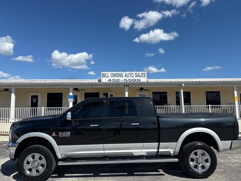 Used 2017 RAM 2500 Laramie w/ Off Road Package image 2