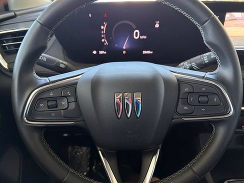 Used 2025 Buick Encore GX Preferred FWD image 27
