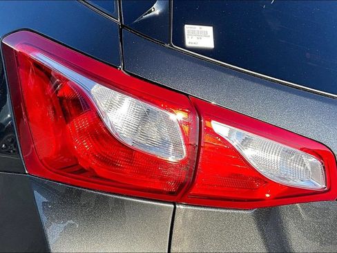 Used 2019 Chevrolet Equinox LT w/ Sun & Navigation Package AWD/4WD image 21