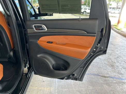 Used 2018 Jeep Grand Cherokee Trackhawk AWD/4WD image 34