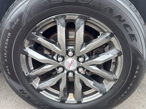 Used 2017 GMC Acadia SLT AWD/4WD image 6