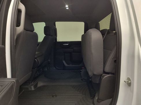 Used 2020 Chevrolet Silverado 2500 Custom w/ Custom Convenience Package image 20