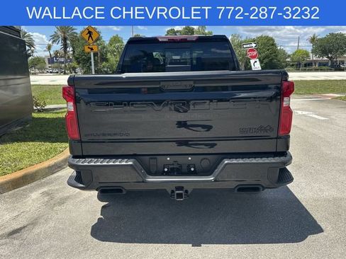 Certified 2025 Chevrolet Silverado 1500 High Country w/ Midnight Edition AWD/4WD image 7