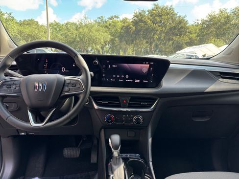 Used 2025 Buick Encore GX Preferred FWD image 58
