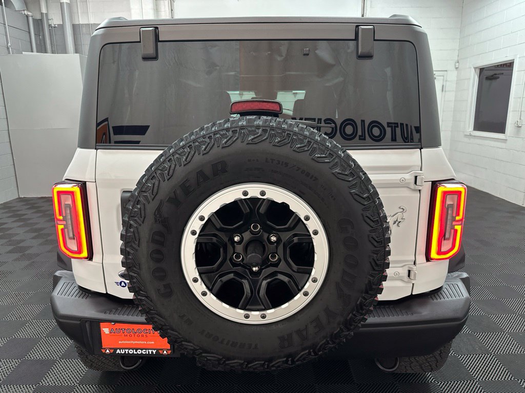 Used 2023 Ford Bronco Badlands w/ Sasquatch Package AWD/4WD image 9