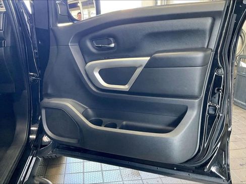 Used 2022 Nissan Titan SV w/ Accessory Utility Package RWD image 21