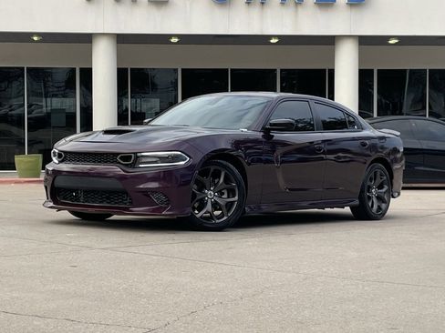 Used 2022 Dodge Charger R/T w/ Blacktop Package image 2