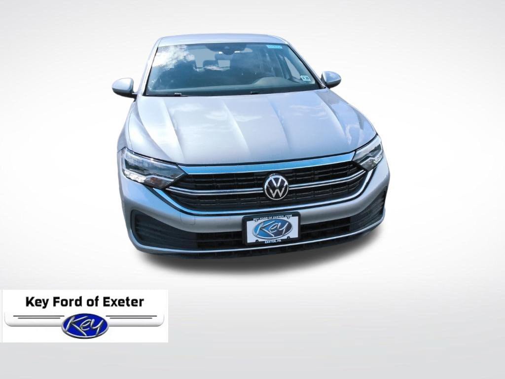 Used 2024 Volkswagen Jetta S FWD image 4