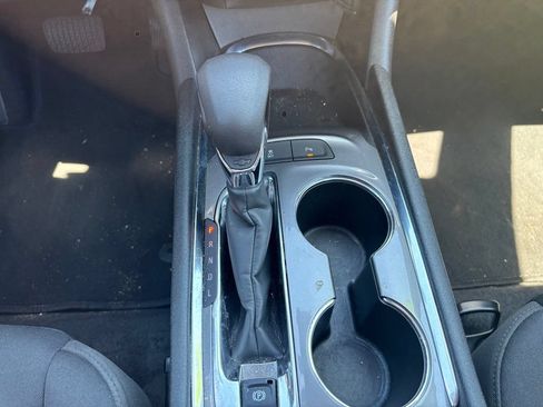 Used 2025 Chevrolet Malibu LT FWD image 33