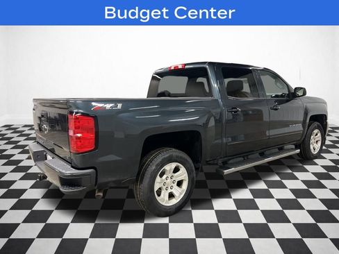 Used 2018 Chevrolet Silverado 1500 LT w/ All Star Edition image 8
