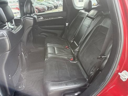 Used 2012 Jeep Grand Cherokee SRT8 w/ Luxury Group II image 18