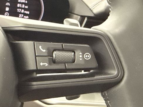 New 2025 Porsche Cayenne image 17