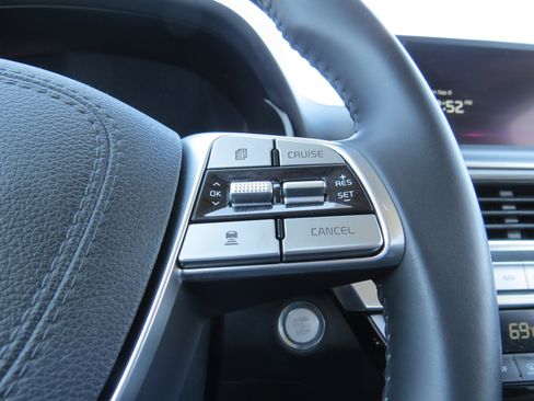 Used 2022 Kia Telluride EX w/ EX Premium Package image 24