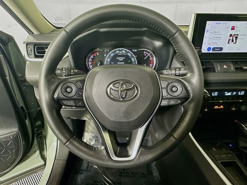 Used 2023 Toyota RAV4 XLE Premium FWD image 15