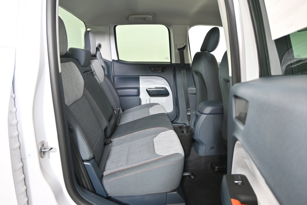 Used 2023 Ford Maverick XLT FWD image 16