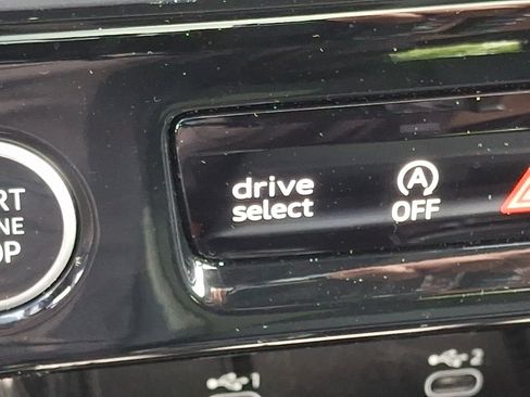 Certified 2025 Audi Q5 Premium w/ Convenience Package AWD/4WD image 25