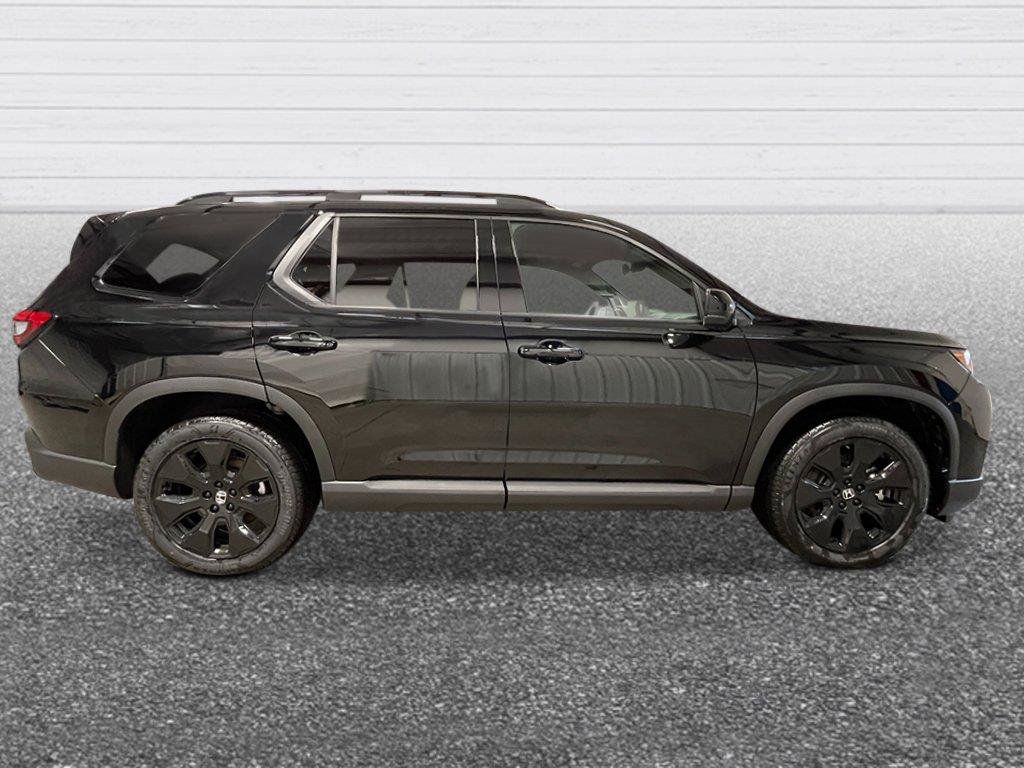 New 2026 Honda Pilot Black Edition image 8