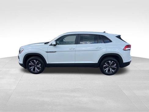 New 2026 Volkswagen Atlas Cross Sport SE FWD image 4