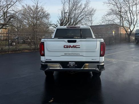 Used 2024 GMC Sierra 1500 SLT image 6