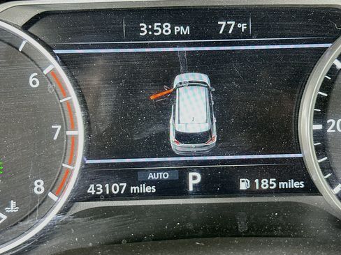 Used 2023 Nissan Rogue S AWD/4WD image 19