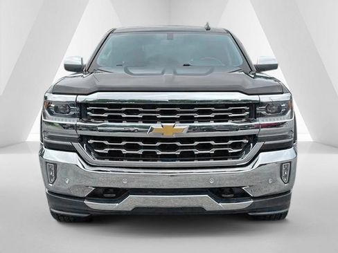 Used 2018 Chevrolet Silverado 1500 LTZ w/ Sport Package AWD/4WD image 2
