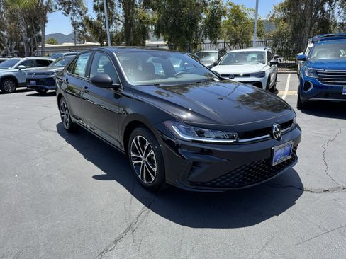 New 2026 Volkswagen Jetta Sport FWD image 2