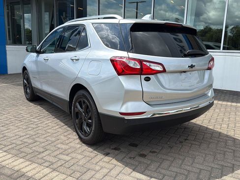 Used 2021 Chevrolet Equinox Premier FWD image 3