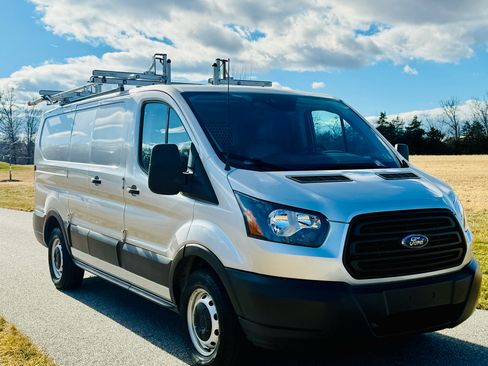 Used 2019 Ford Transit 150 130 Low Roof image 4