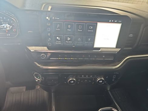 Used 2024 GMC Sierra 1500 Elevation w/ Elevation Premium Package AWD/4WD image 19
