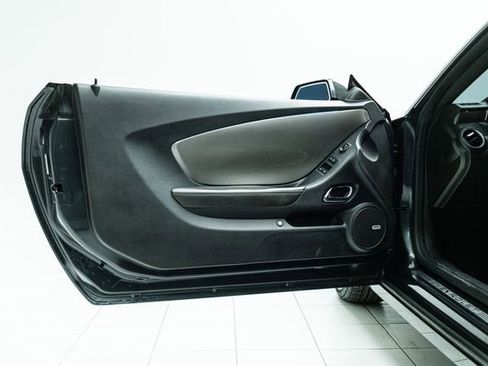 Used 2015 Chevrolet Camaro SS w/ RS Package image 27