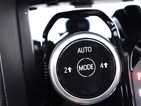 New 2026 GMC Canyon Elevation w/ Convenience Package image 22