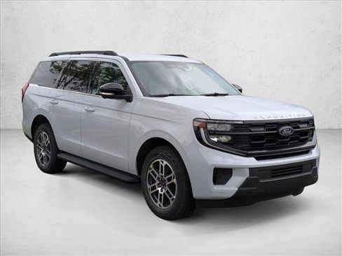 New 2026 Ford Expedition Active AWD/4WD image 7