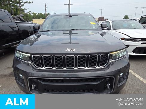 Used 2021 Jeep Grand Cherokee L Overland w/ Luxury Tech Group IV AWD/4WD image 2