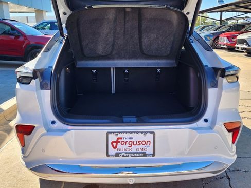 New 2026 Buick Envista Avenir image 46