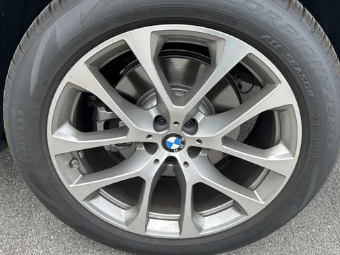 Used 2026 BMW X5 xDrive40i AWD/4WD image 13