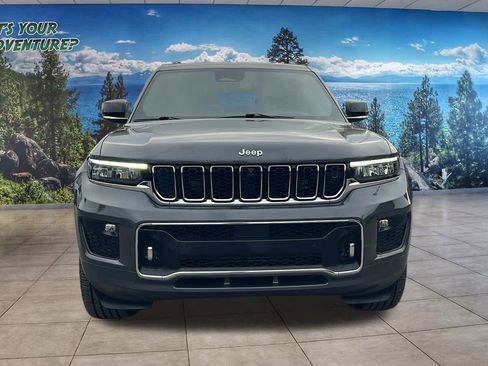 Certified 2025 Jeep Grand Cherokee L Overland w/ Advanced Protech Group III image 2