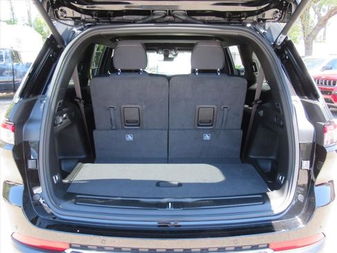New 2026 Jeep Grand Cherokee L Laredo AWD/4WD image 35