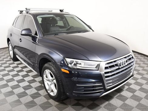 Used 2019 Audi Q5 Premium w/ Convenience Package AWD/4WD image 9