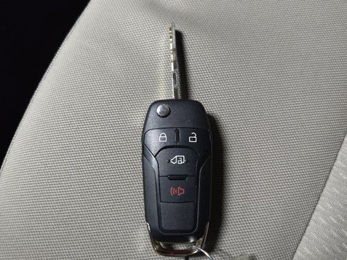 Used 2019 Ford EcoSport S image 32