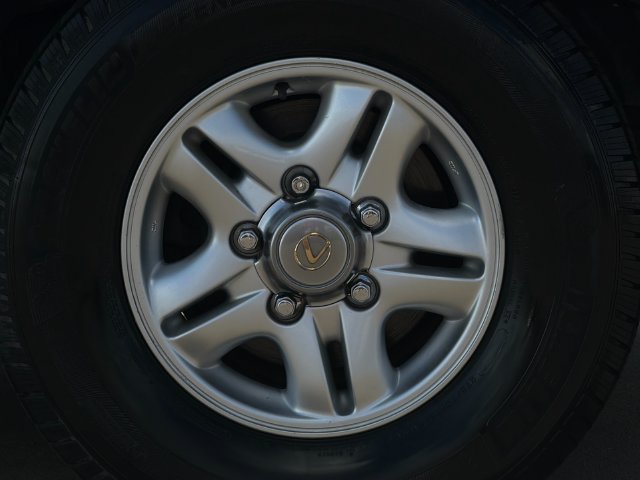 Used 2001 Lexus LX 470 4WD image 30