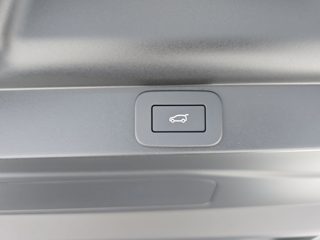 New 2026 Land Rover Range Rover SE AWD/4WD image 14
